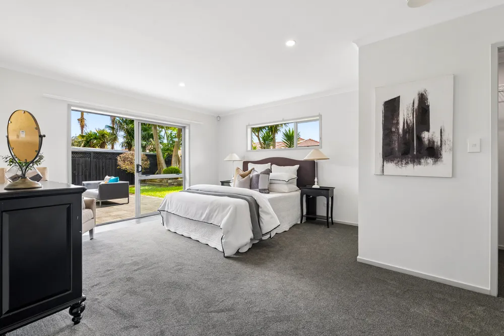 Photos of 10 Erne Crescent