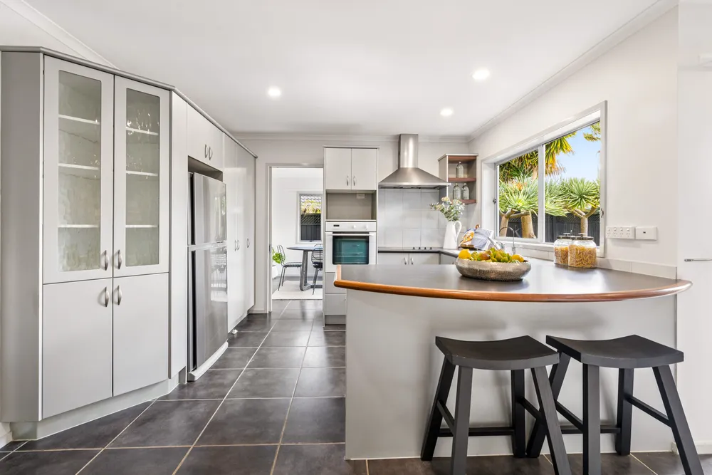 Photos of 10 Erne Crescent