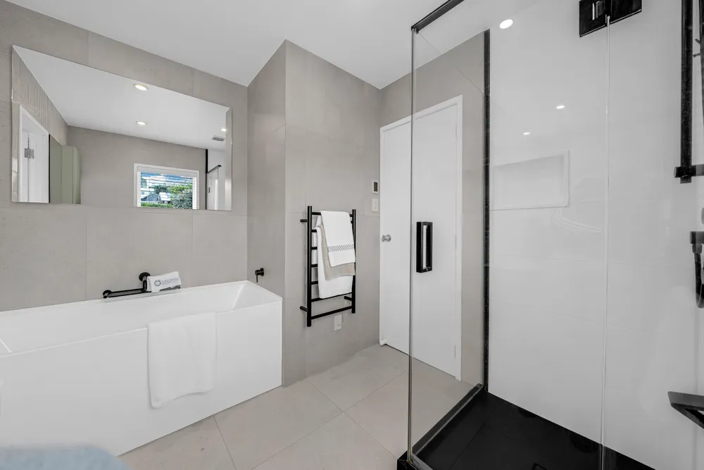 Photos of 28A Seaview Road