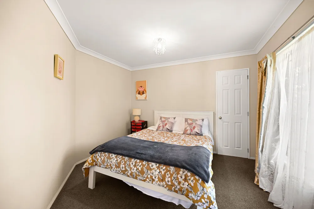 Photos of 309 Vaile Road