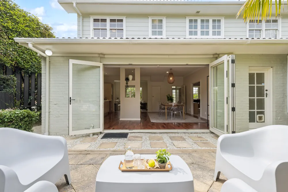 Photos of 31 Sierra Street