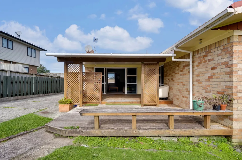 Photos of 117 Mahoe Street