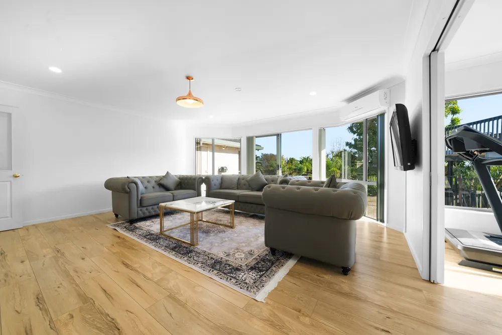 Photos of 180 Settlement Road