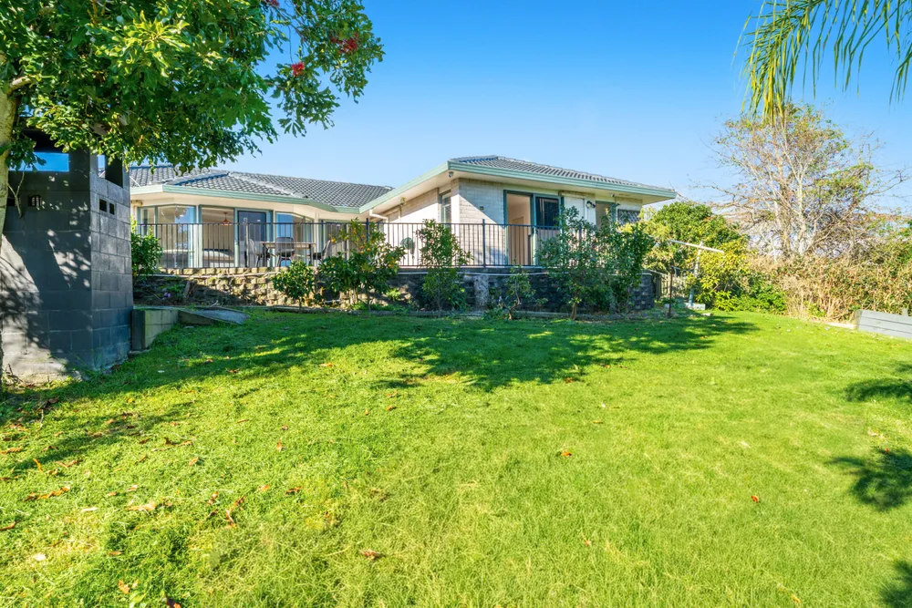 Photos of 180 Settlement Road