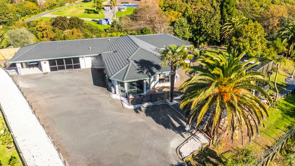 Photos of 180 Settlement Road