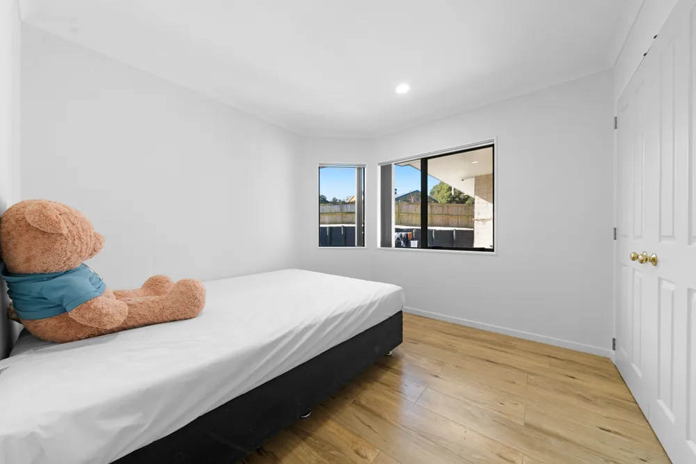 Photos of 180 Settlement Road