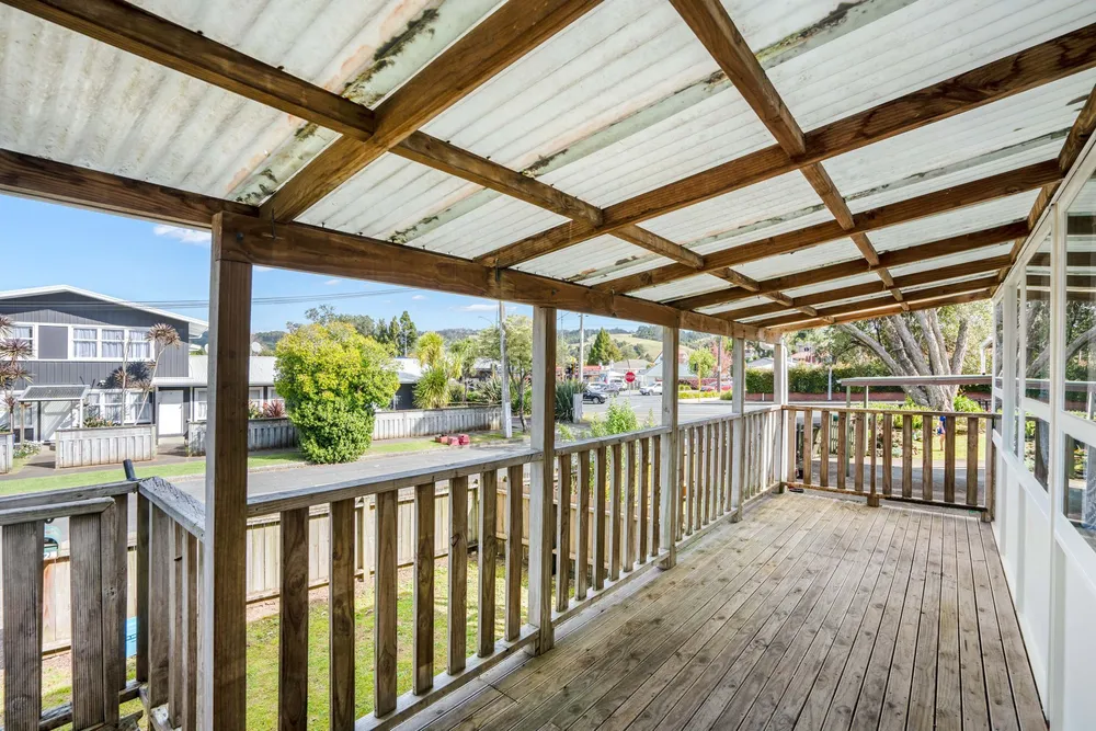 Photos of 162 Kamo Road