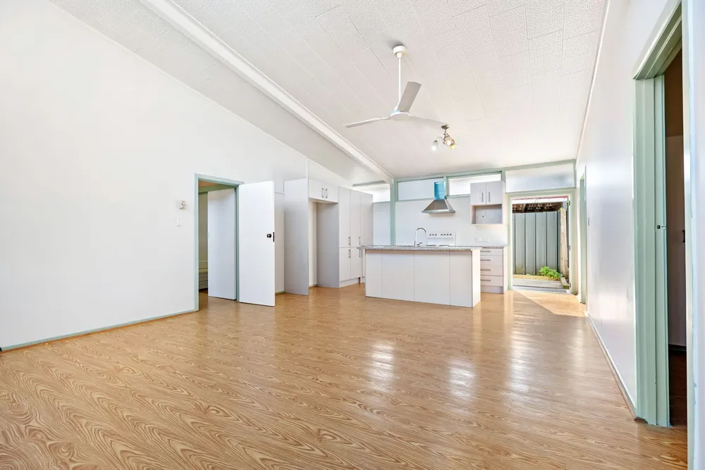 Photos of 162 Kamo Road