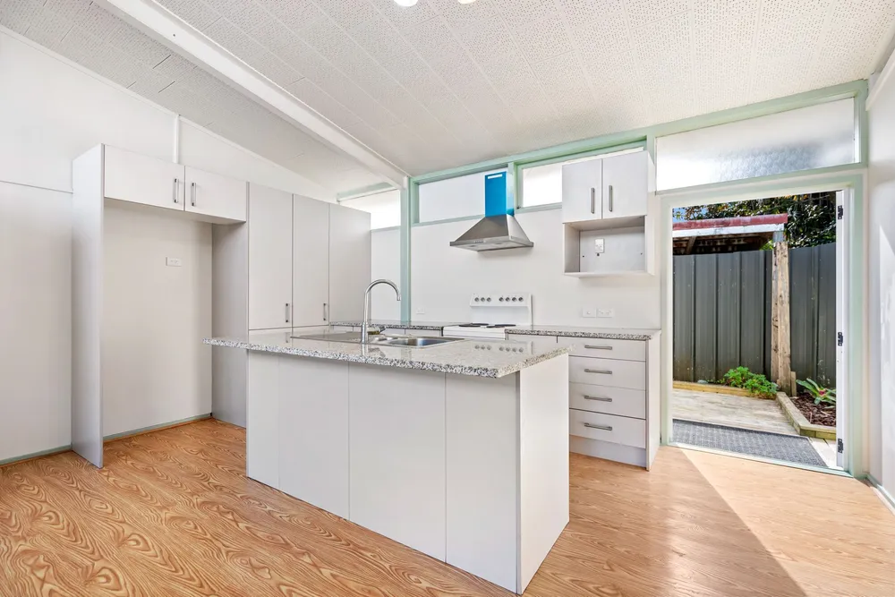 Photos of 162 Kamo Road