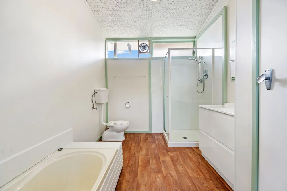 Photos of 162 Kamo Road