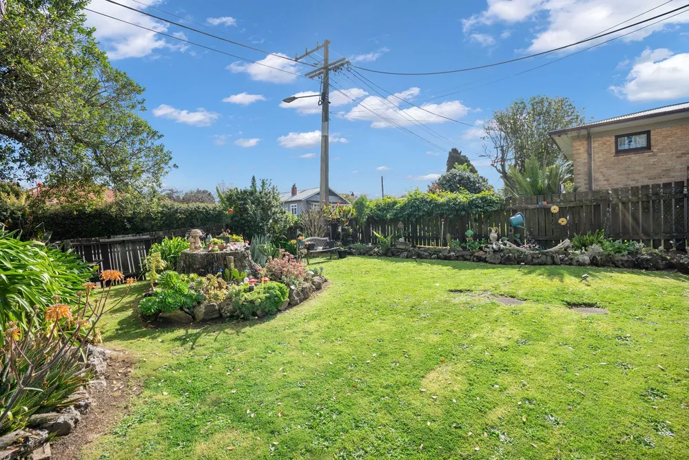 Photos of 162 Kamo Road