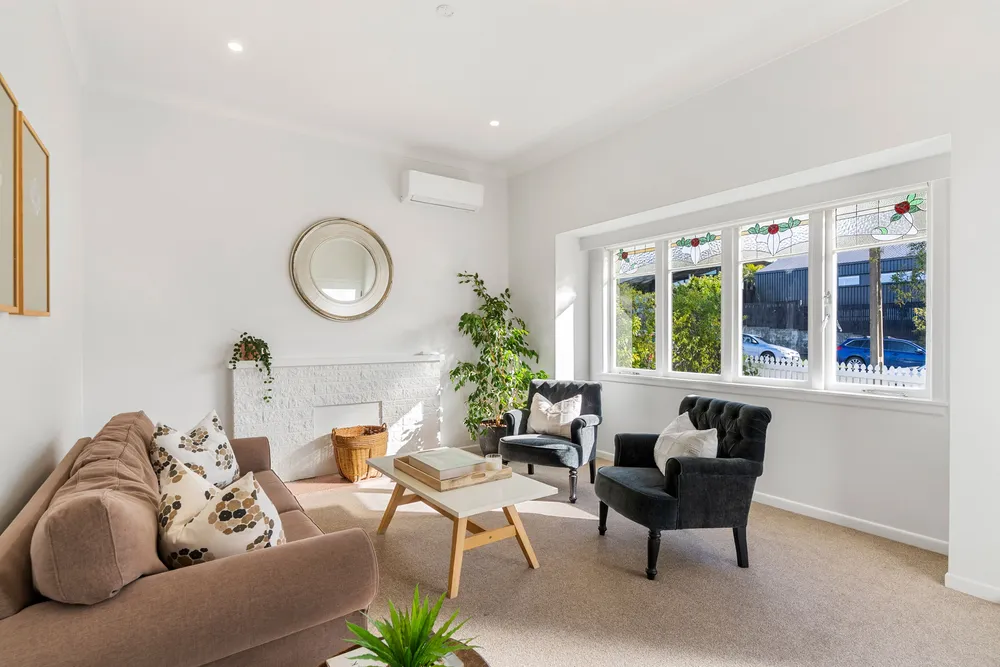 Photos of 33 Schofield Street