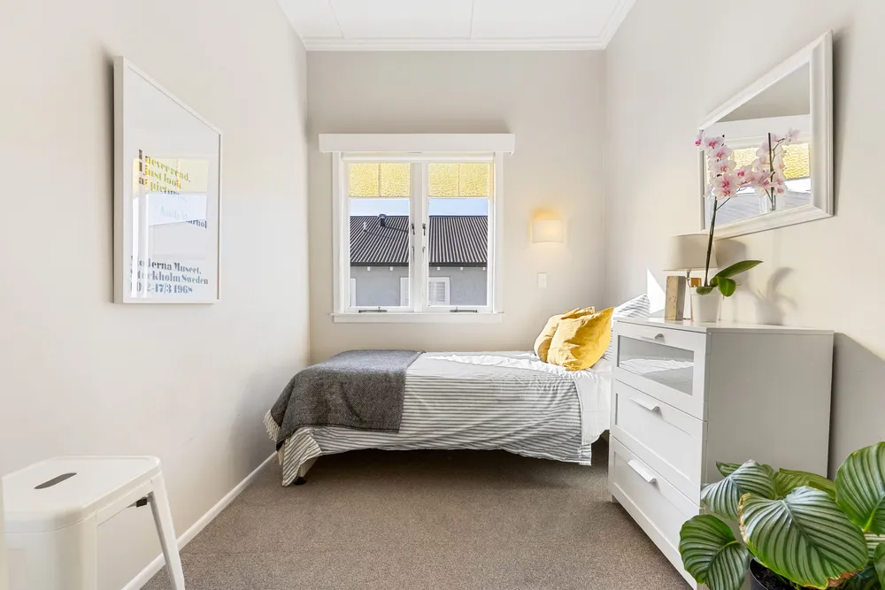 Photos of 33 Schofield Street