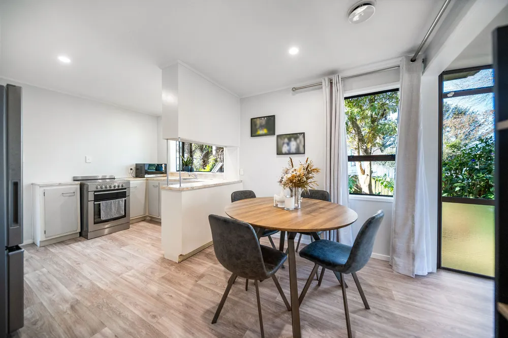 Photos of 24 Pukeroa Place