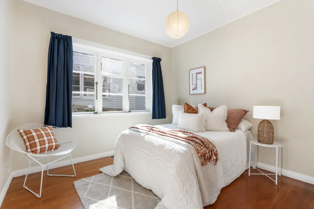 Photos of 76B Walmer Road