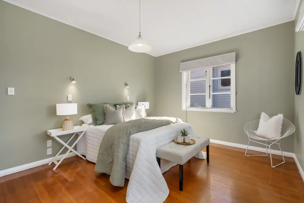 Photos of 76B Walmer Road