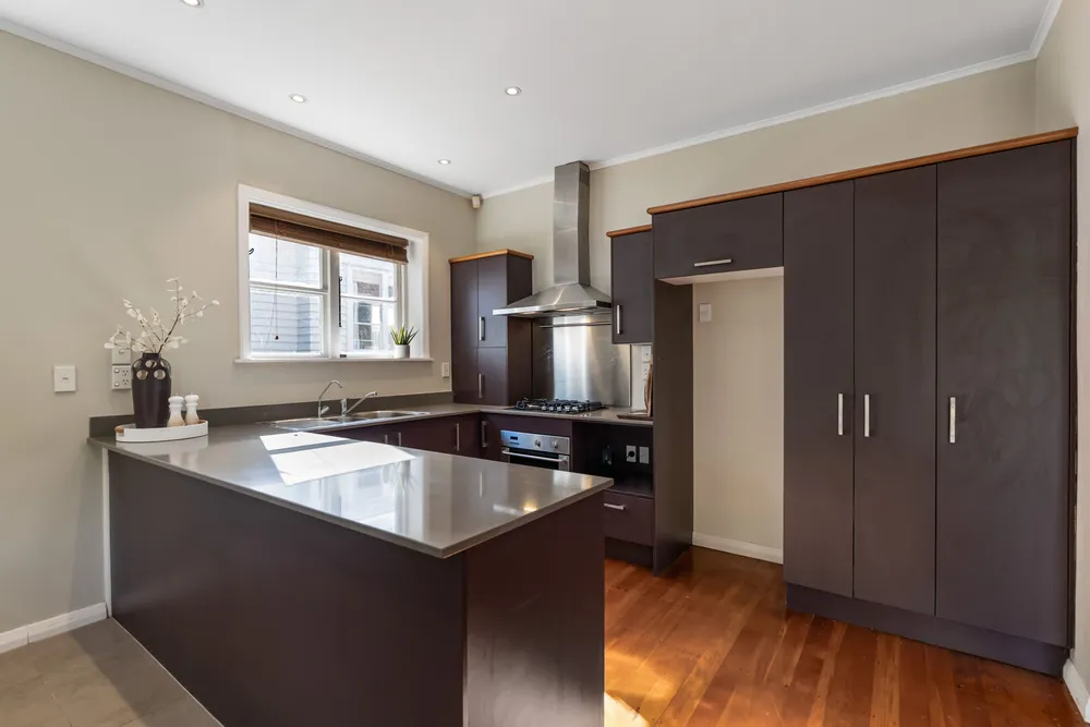 Photos of 76B Walmer Road