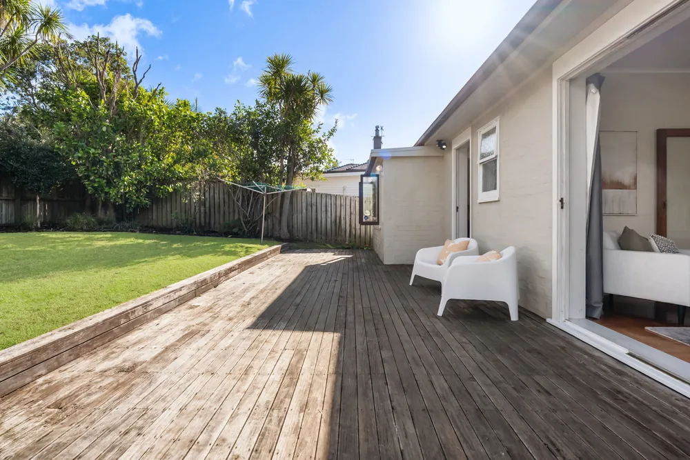 Photos of 76B Walmer Road