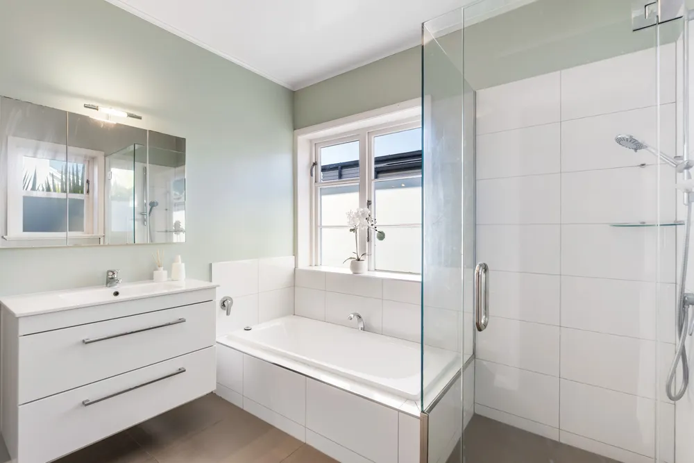 Photos of 76B Walmer Road