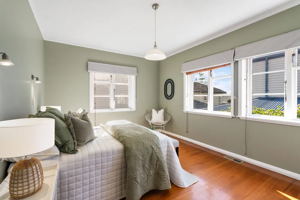 Photos of 76B Walmer Road