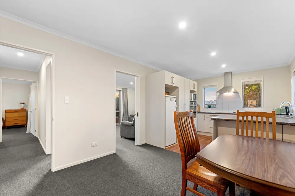 Photos of 423 Bower Avenue