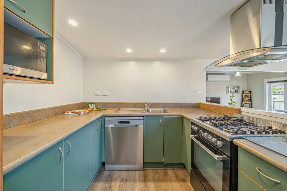 Photos of 784 Fergusson Drive