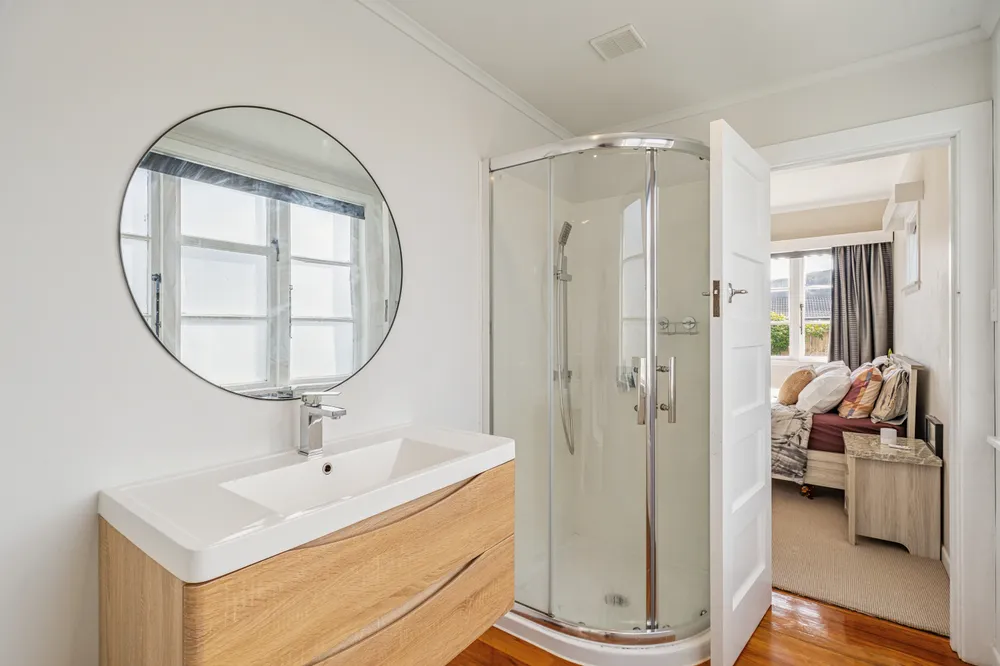Photos of 784 Fergusson Drive