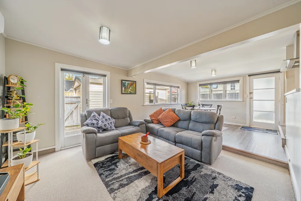 Photos of 784 Fergusson Drive