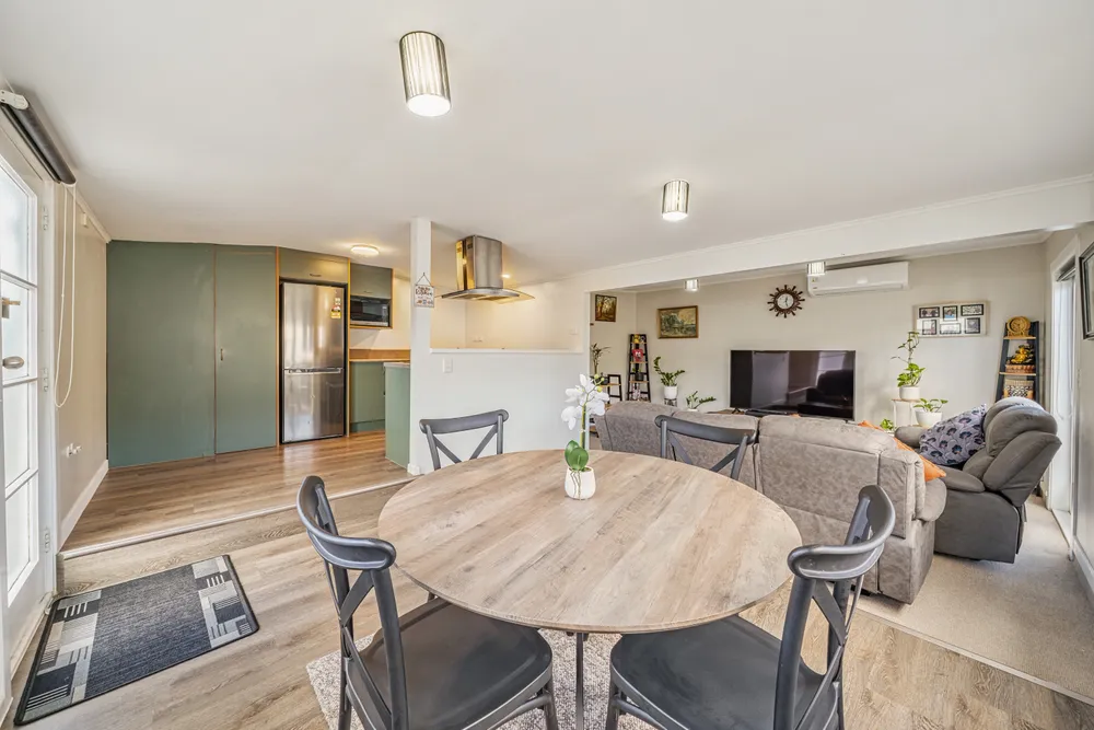 Photos of 784 Fergusson Drive