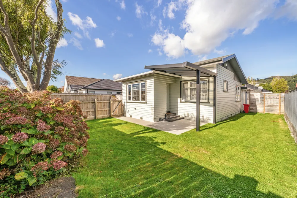 Photos of 784 Fergusson Drive