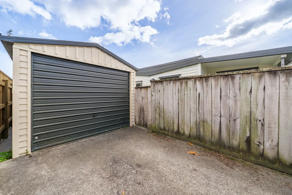 Photos of 784 Fergusson Drive