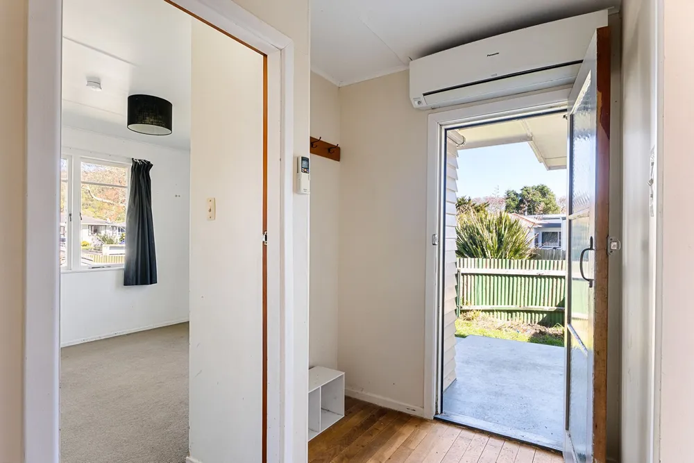 Photos of 12 Ropata Street