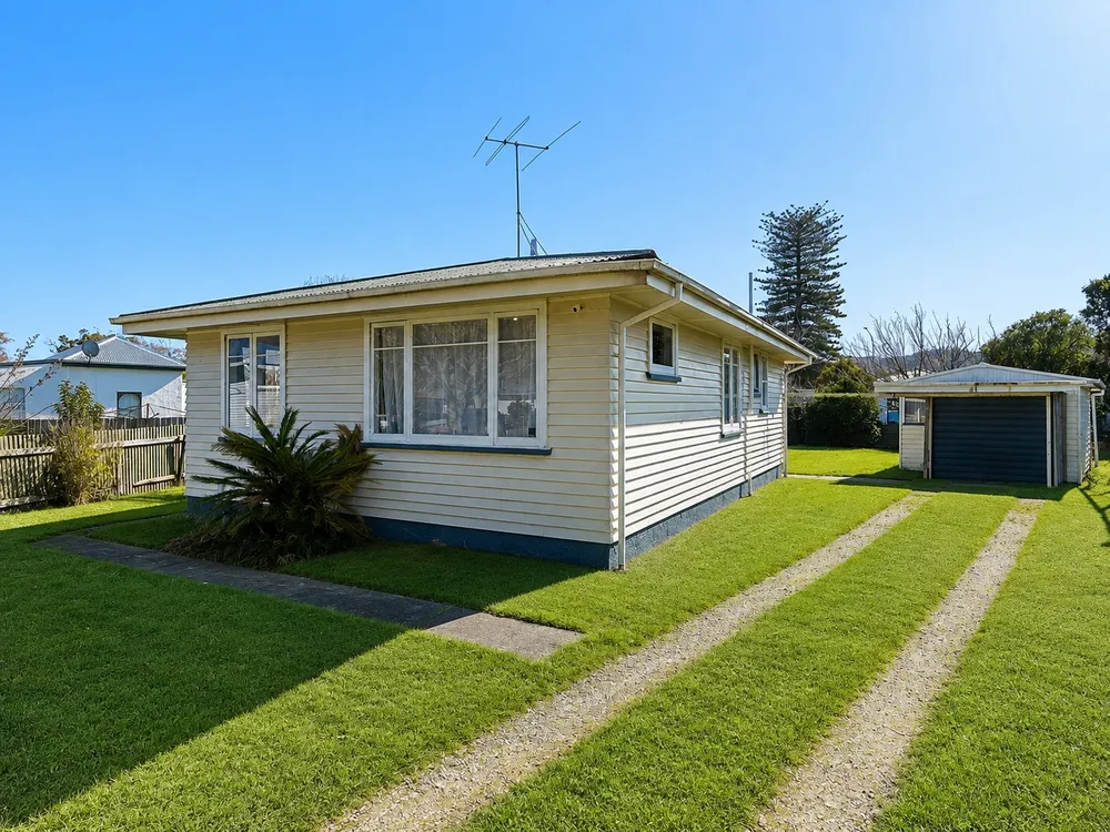 Photos of 12 Ropata Street