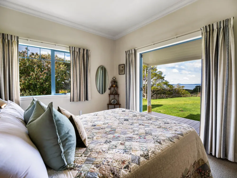 Photos of 258 Kauri Point Road