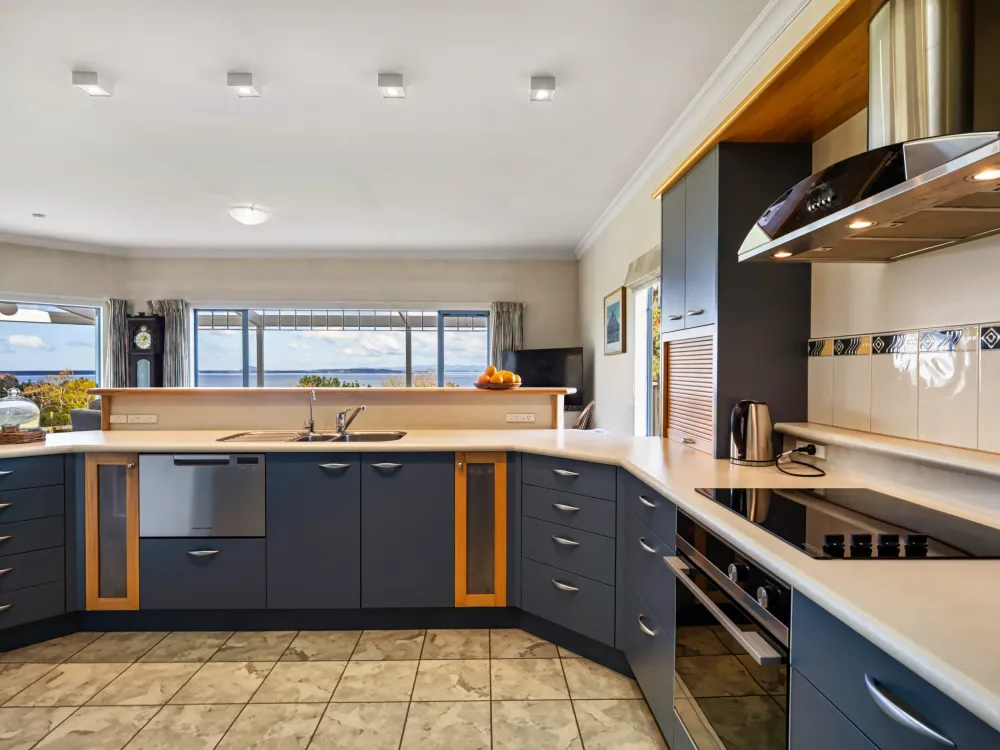 Photos of 258 Kauri Point Road