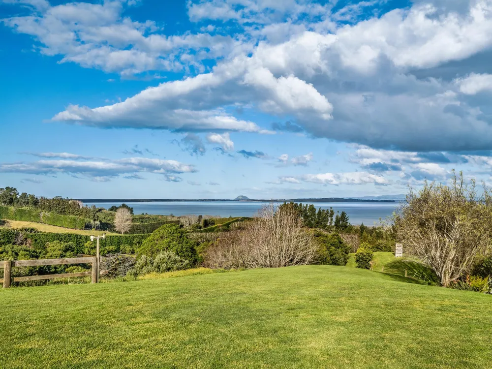 Photos of 258 Kauri Point Road
