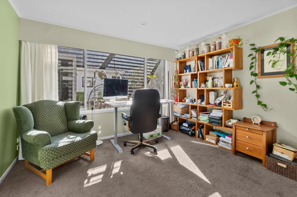 Photos of 10 Piccadilly Place