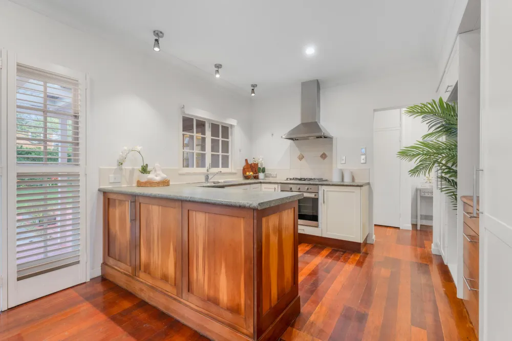 Photos of 232 Lake Road