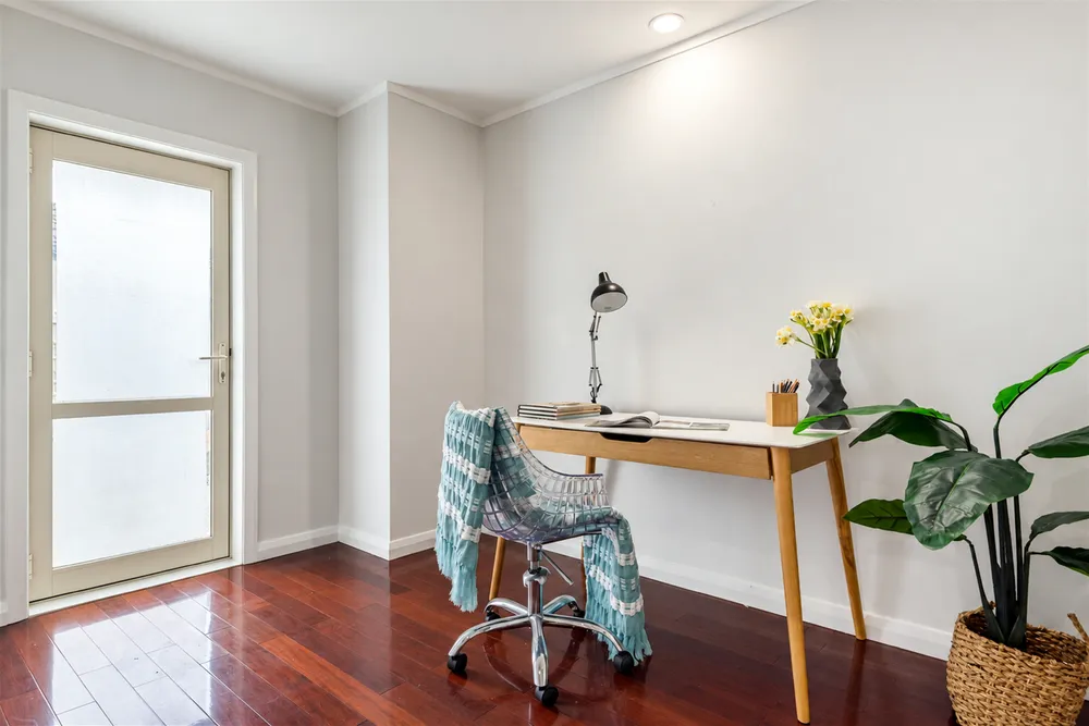 Photos of 37 English Oak Drive