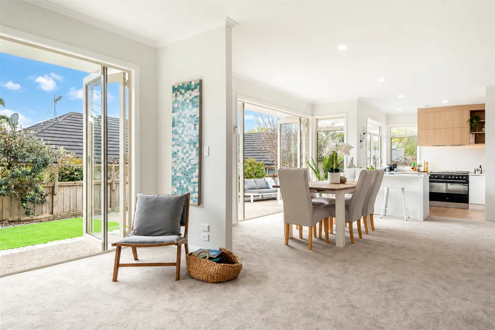 Photos of 37 English Oak Drive