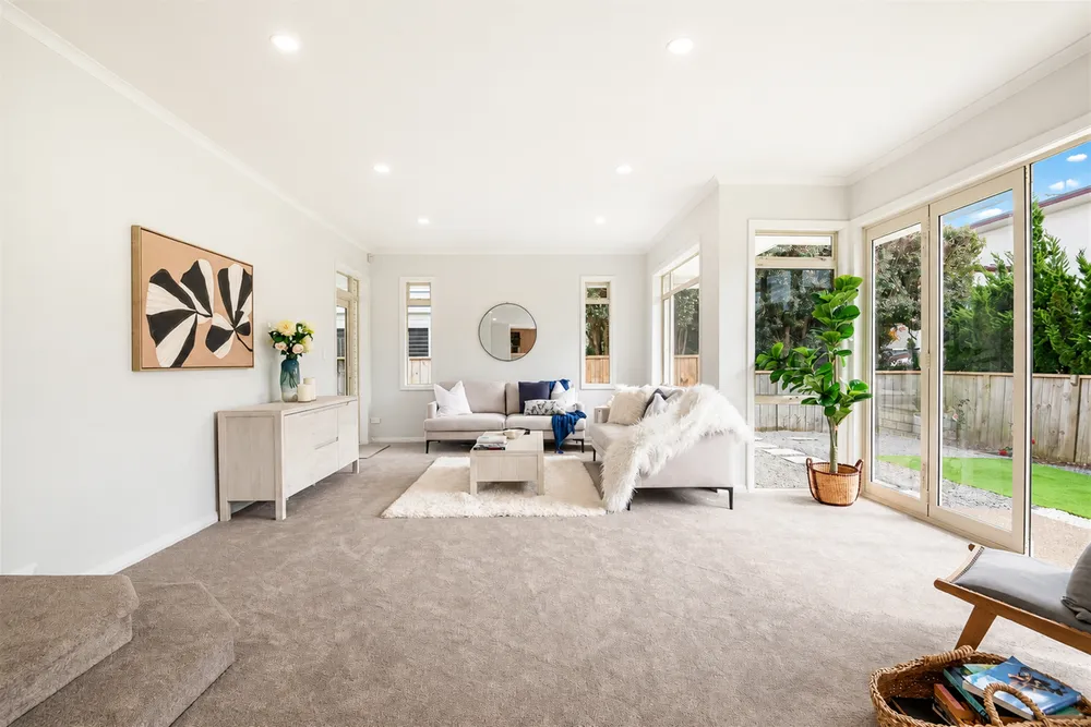 Photos of 37 English Oak Drive