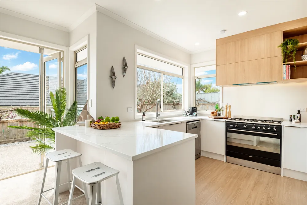 Photos of 37 English Oak Drive