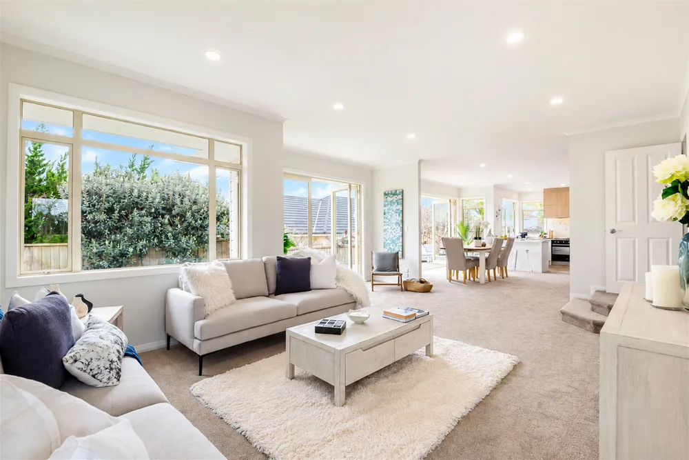 Photos of 37 English Oak Drive