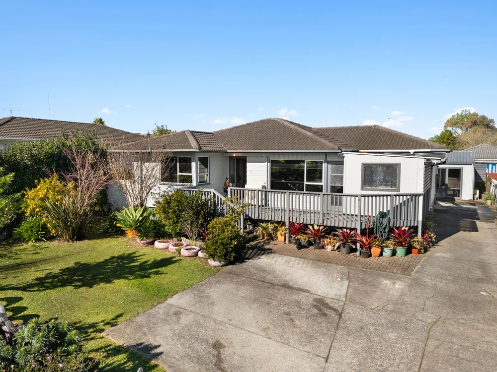 Photos of 55 Flat Bush Road