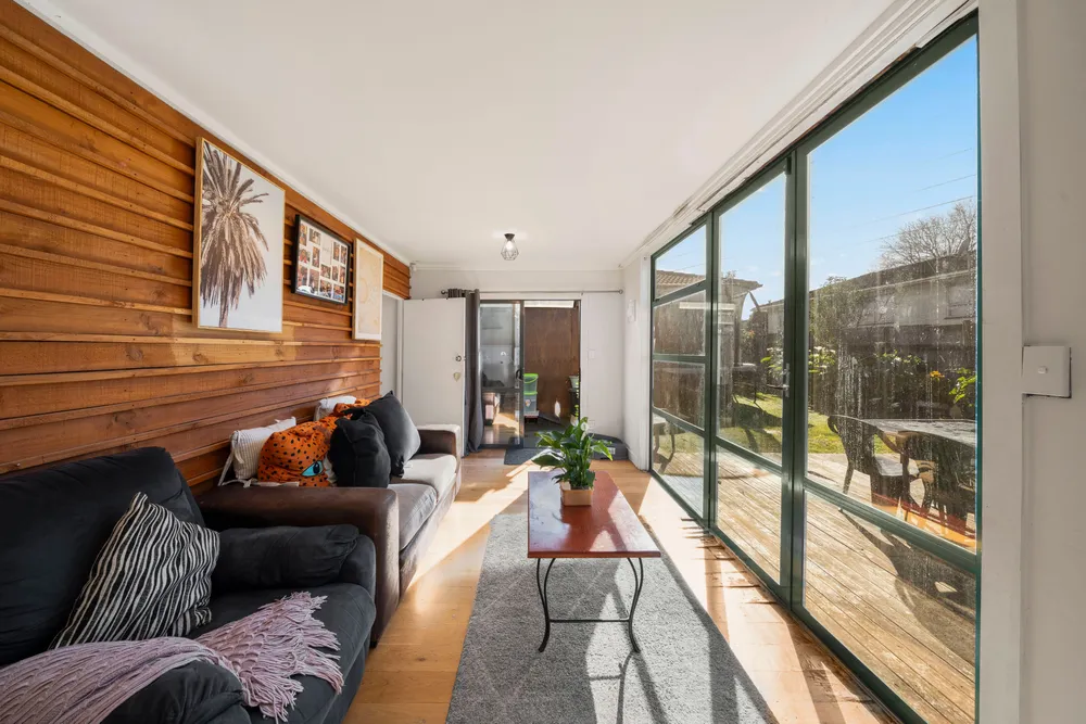 Photos of 55 Flat Bush Road