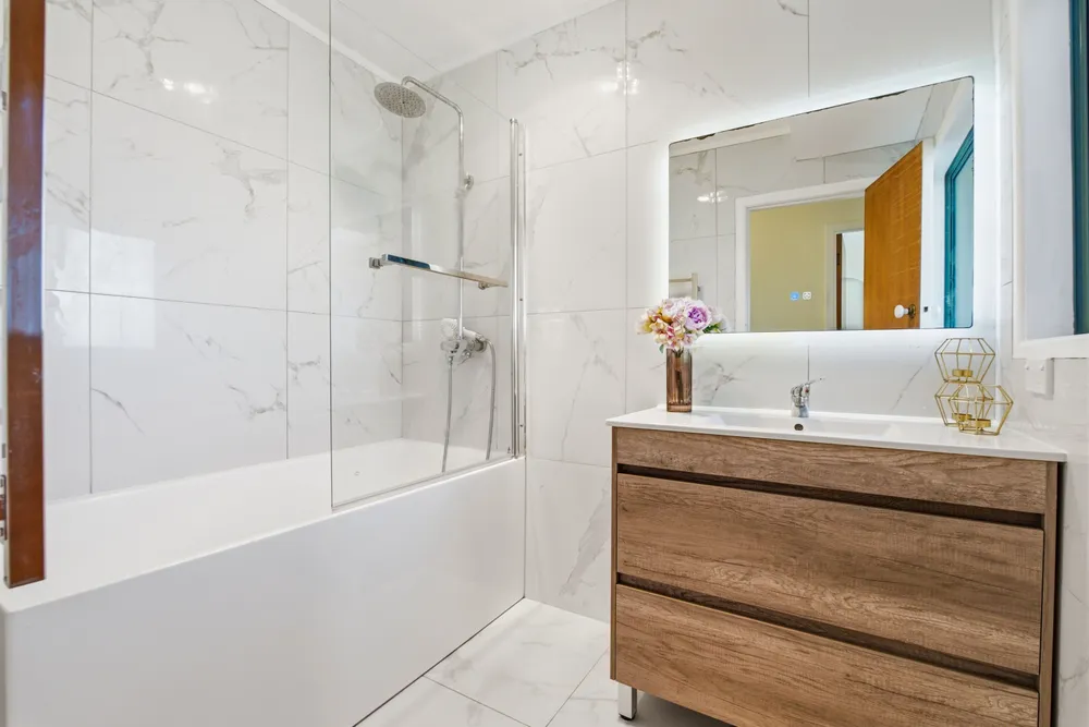 Photos of 512 Glenfield Road