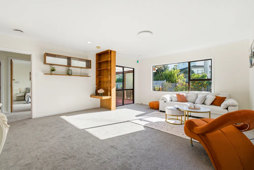 Photos of 512 Glenfield Road