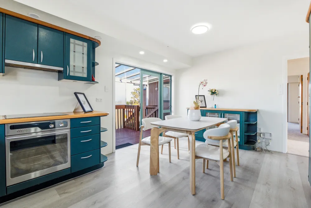 Photos of 512 Glenfield Road