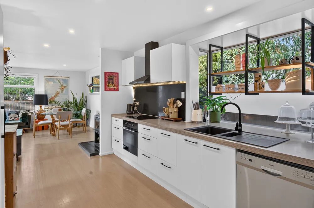 Photos of 21 Wendover Street