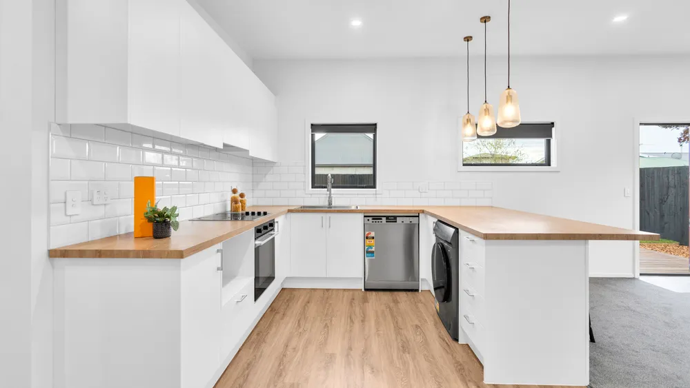 Photos of 15 Toorak Avenue